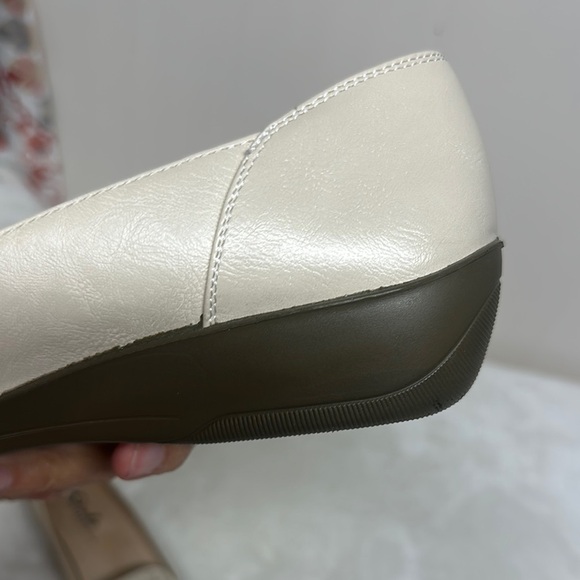 Life India Stride Almond Milk Perforated Flats with Arch Support - Picture 4 of 10